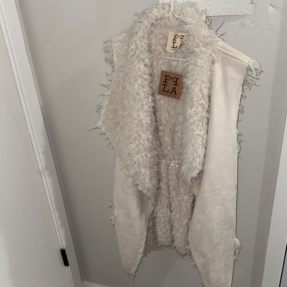 PPLA Cream Fuzzy Vest
